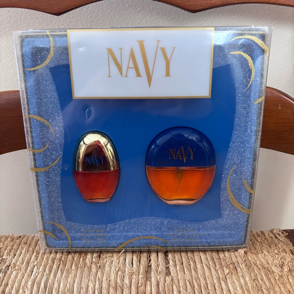 Navy by Cover Girl Gift Set